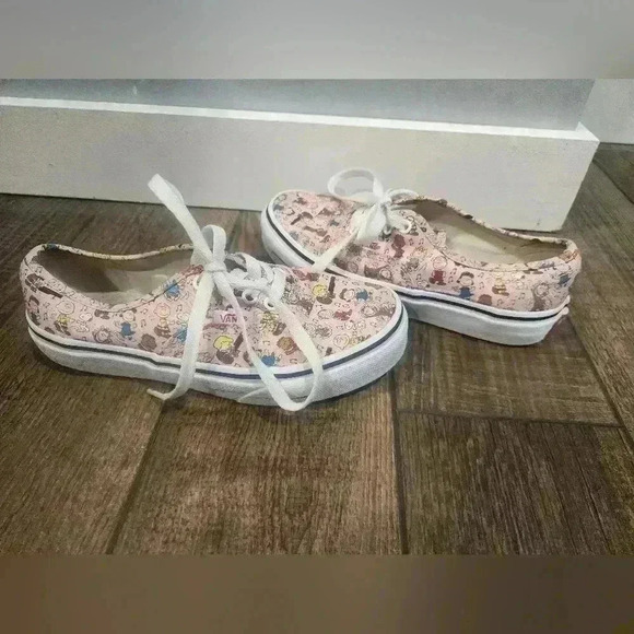 Vans x Peanuts 2017 Dance Party Classic Kid's Skateboarding Size 2 Kids Pink - Picture 1 of 7